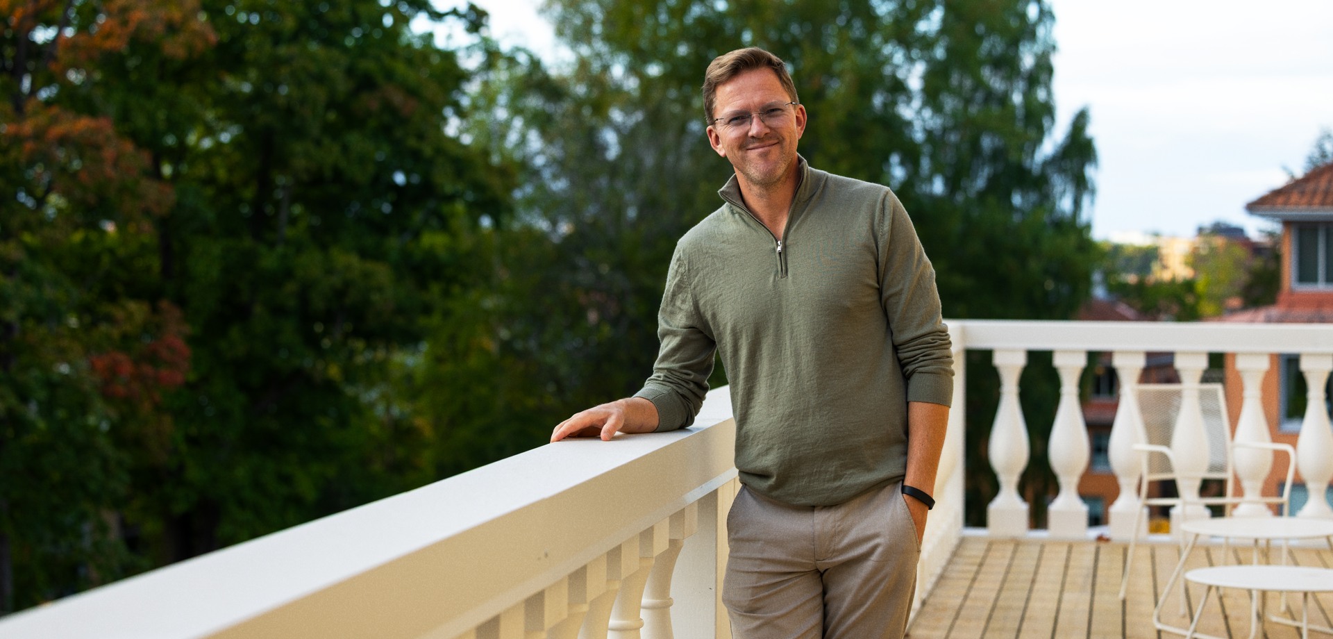 Gustav Einarsson Gustav Einarsson ser ut Växjö från Staglaberget